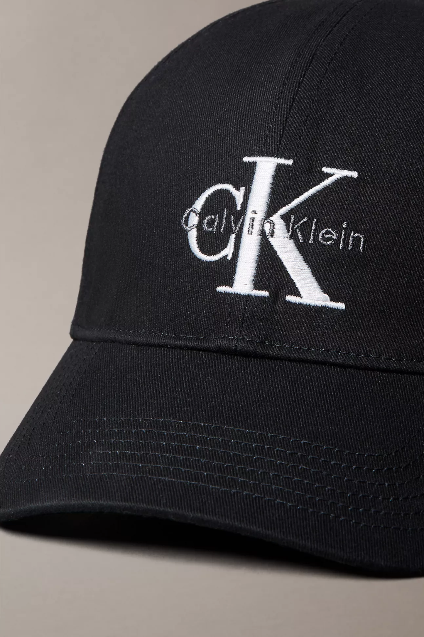 Gorro Calvin Klein
